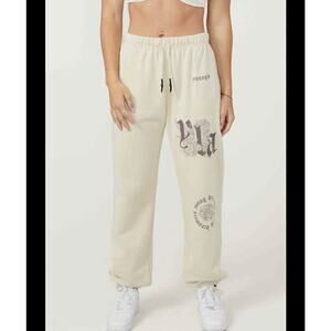 YoungLA Joggers Women’s Size Medium M Beige Dreamers Club Fleece Sweatpants
